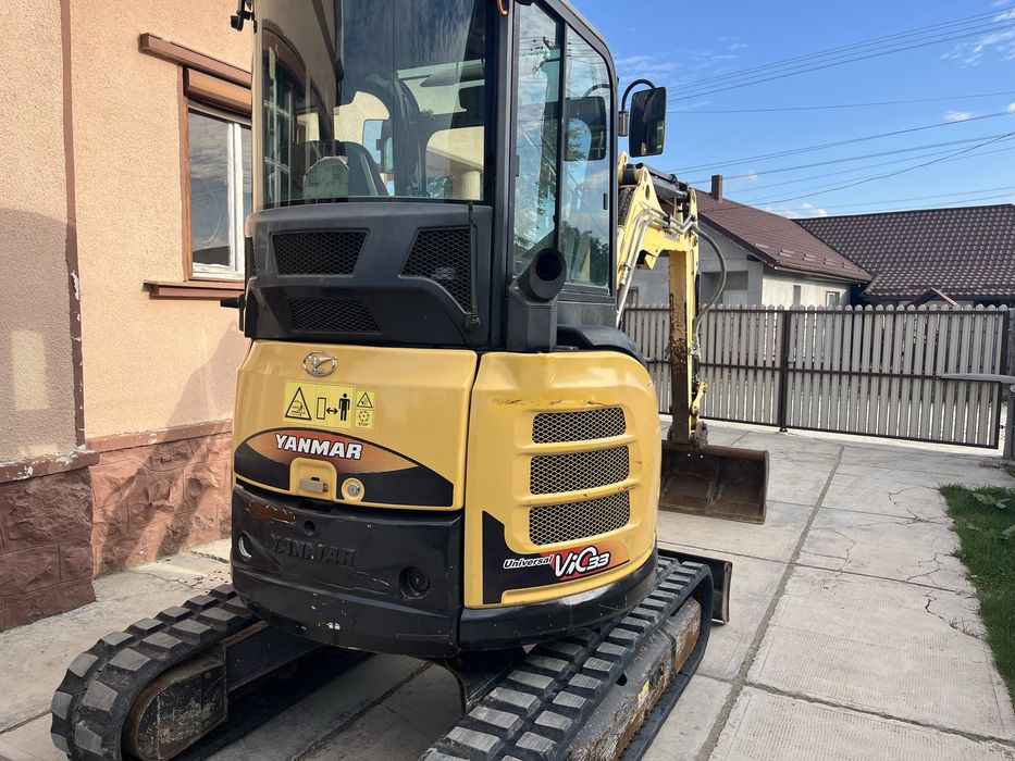 Miniexcavator yanmar vio 33