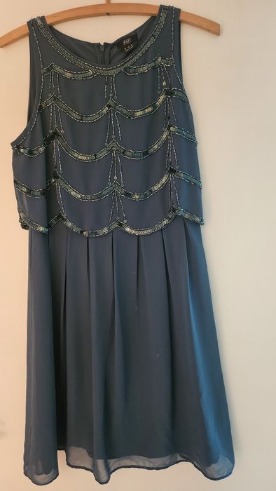 Тъмнозелена официална рокла