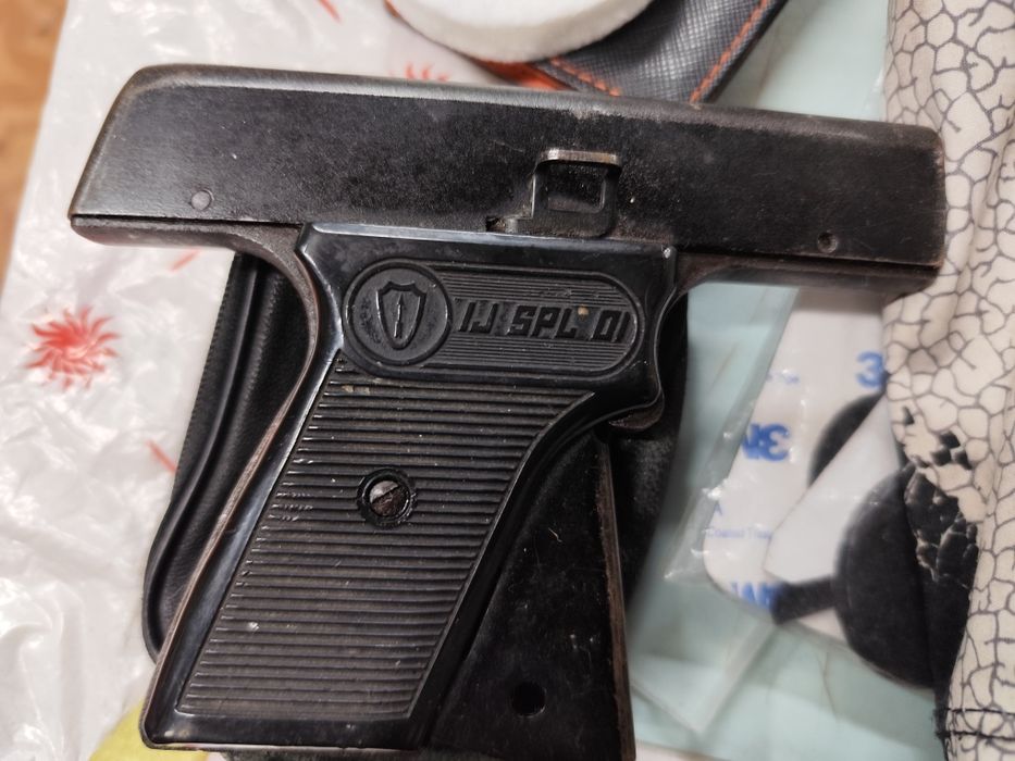 Стар руски сигнален пистолед