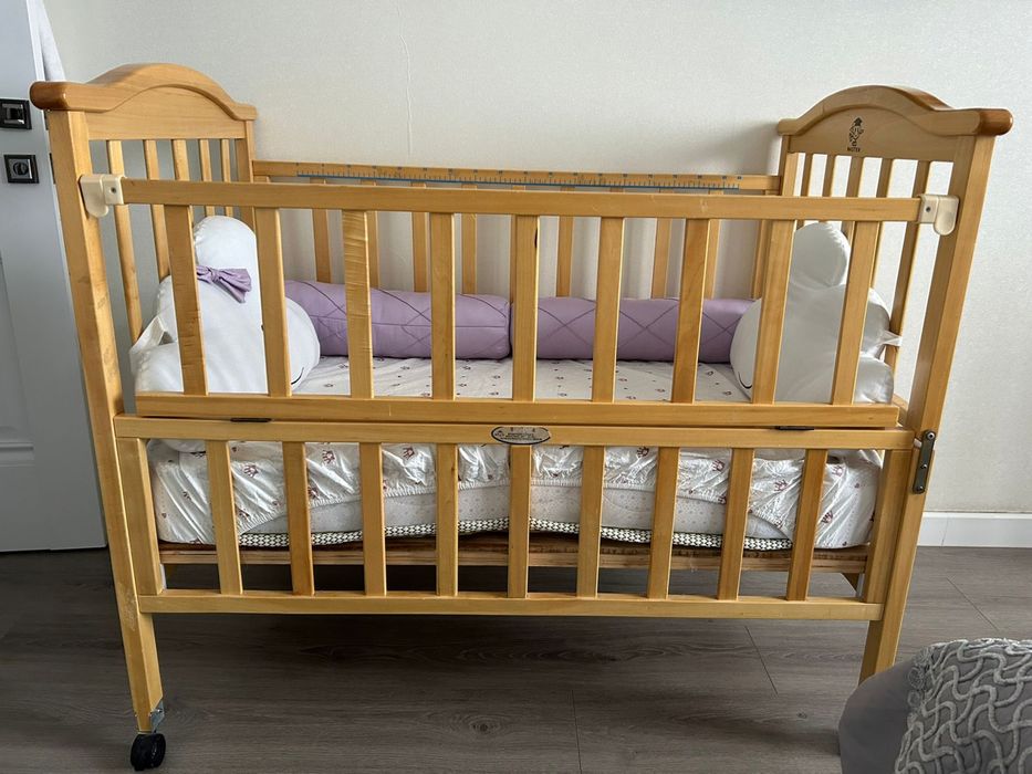Кроватка детская