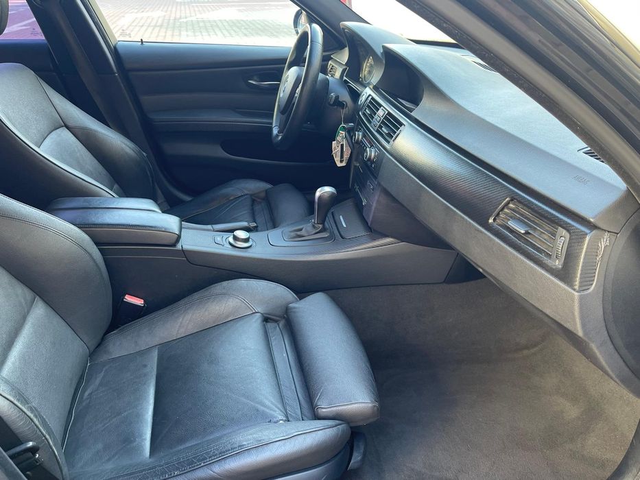 Bmw M-pachet 320d/E90/Propietar