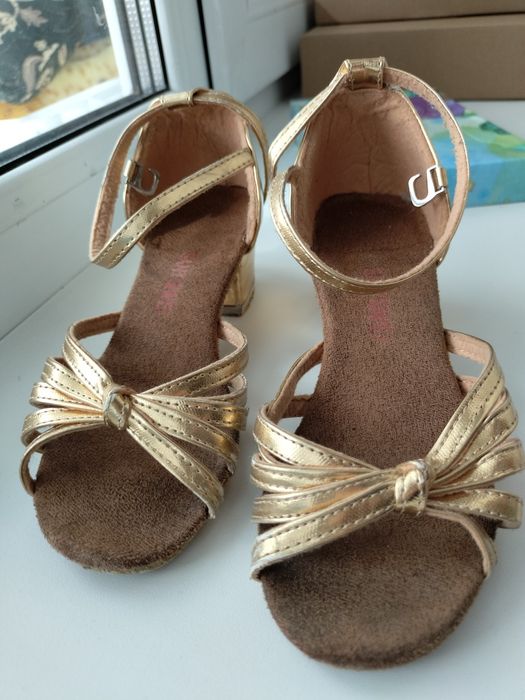 Обувь для танцев