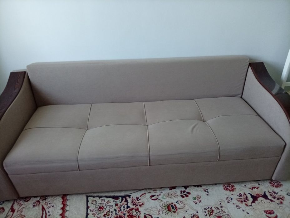 Продам раздвижной диван