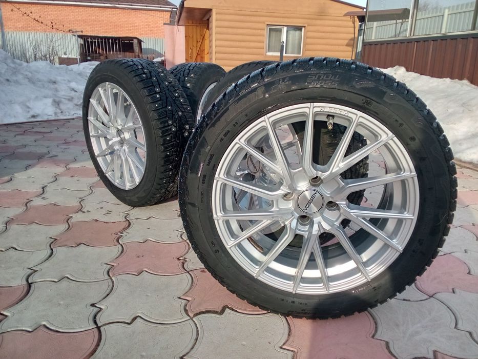 Зимние шипованные диски в сборе