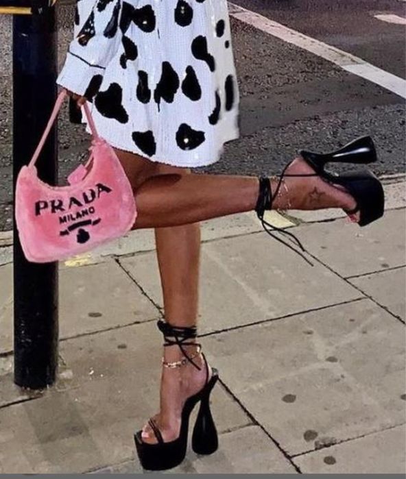 Високи обувки на платформа