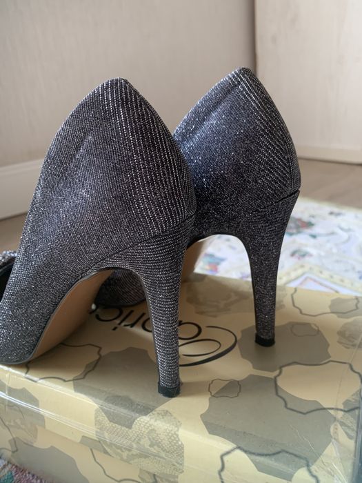 Туфли вечерние, стильные