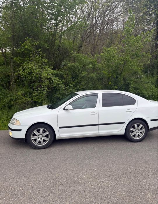 Skoda octavia 2 2009 1.9 diesel (schimb cu  Bmw f10 automat)