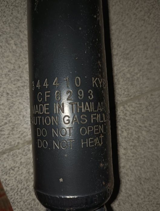 Задние амортизаторы Б/У Прадо - Prado 150