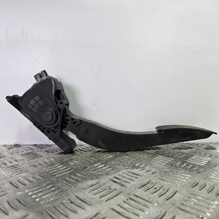 Pedala acceleratie Opel Insignia B 1.6 CDTI 136 cp 100 kw B16DTH
