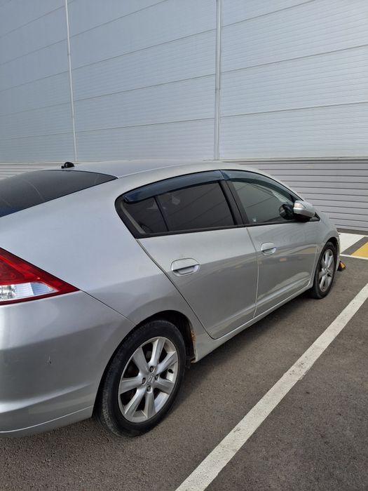 Продам Honda Insight 2009г.