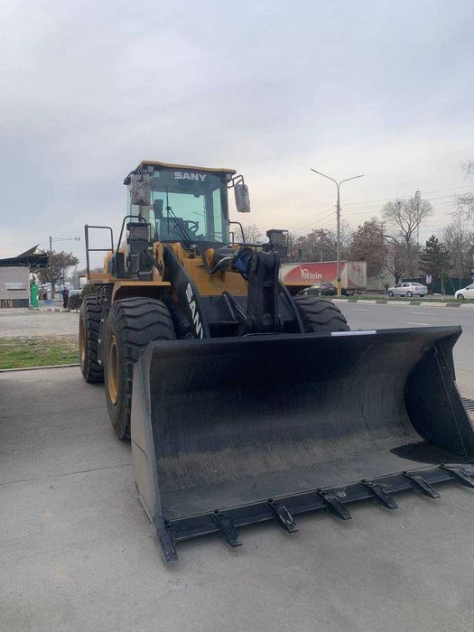 Фронтальный погрузчик SW956K1