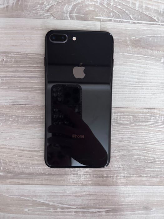 Iphone 8 plus с коробкой