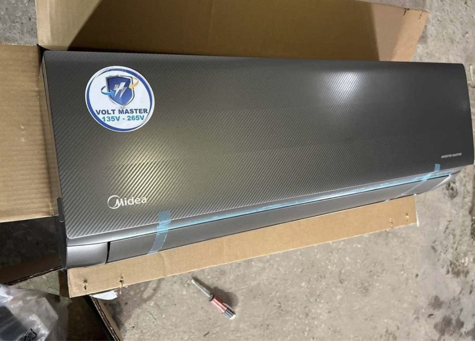 Кондиционер Midea Noami 24 Inverter