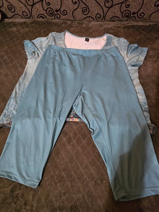 Vand 4 seturi tricou cu pantalon 3/4 de vara, 2XL (48)
