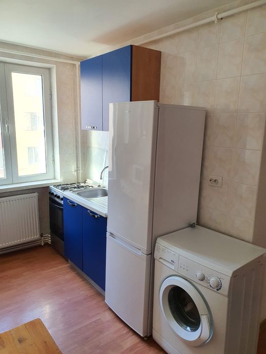 Vand apartament 2 camere Shopping City