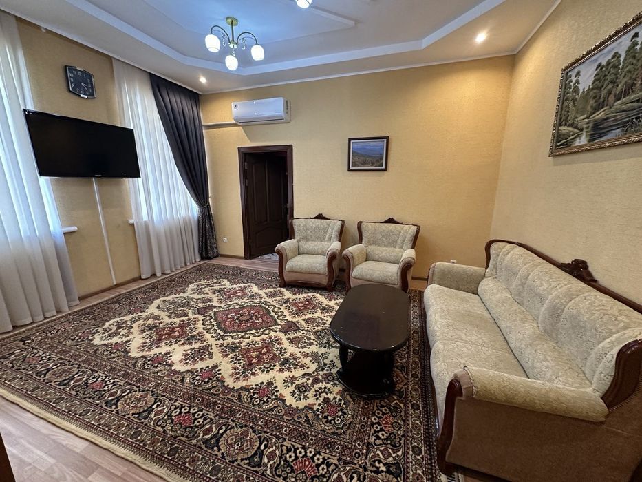 Парк Бобура 2 ком. аренда Шота Руставели