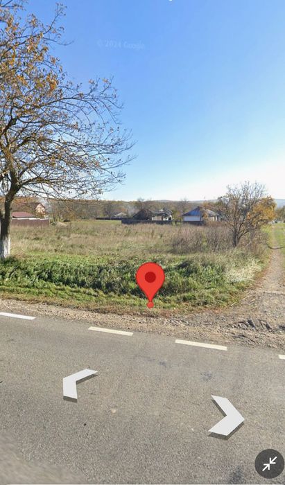 Teren intravilan de 1200m2 în comuna Vârful Câmpului