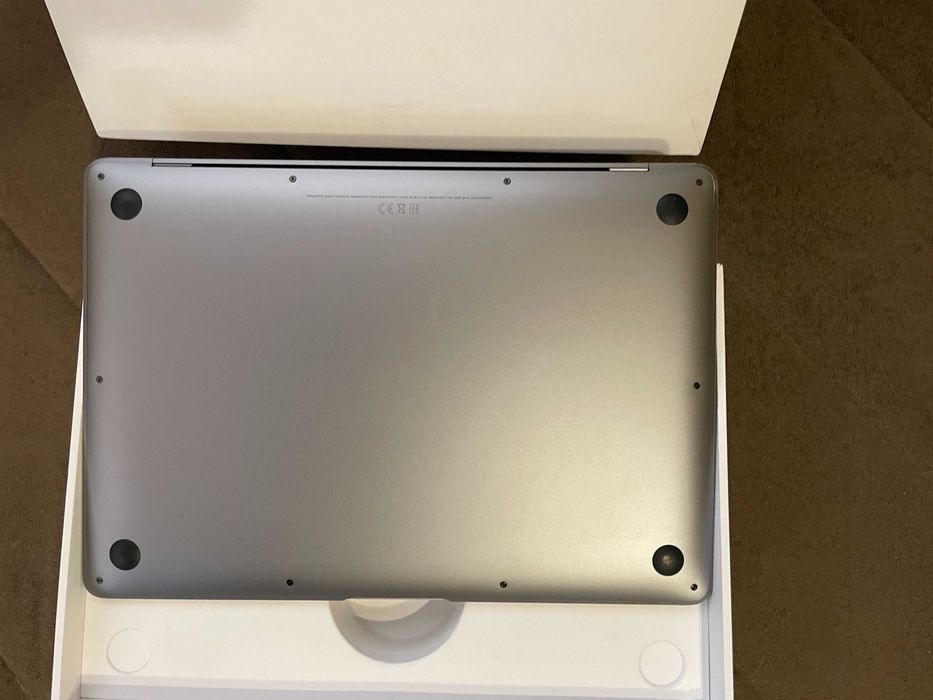 CTO 13" M1 MacBook Air a2337(2020 г.) - M1/16GB RAM/512GB SSD