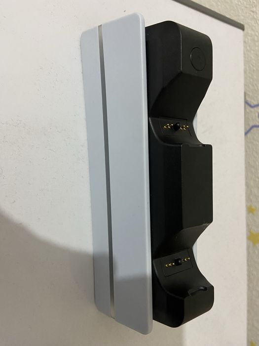 Продам док-станции для контроллеров PS5