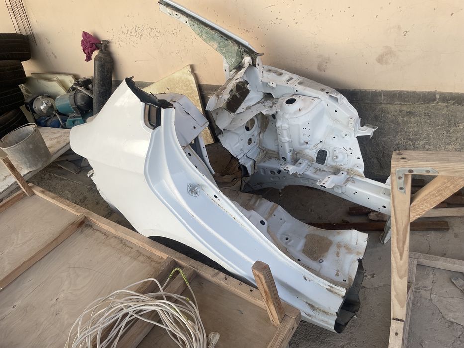 Киа рио 2014 ,оң жақ арты  крел