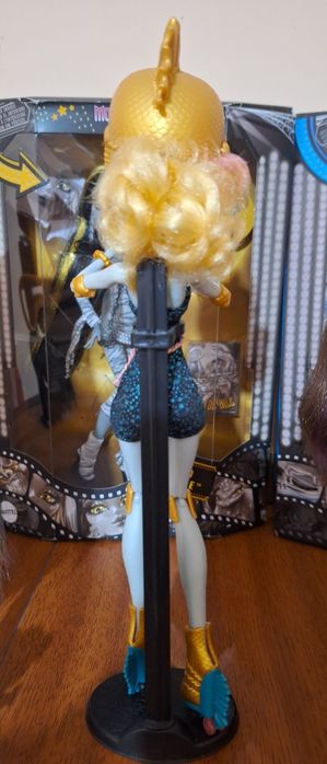 Лагуна Monster high