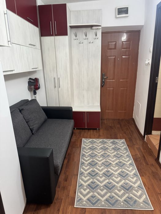 PROPRIETAR, inchiriez garsoniera 45 mp fix langa Mall Vitan / Bucuresti Mall
