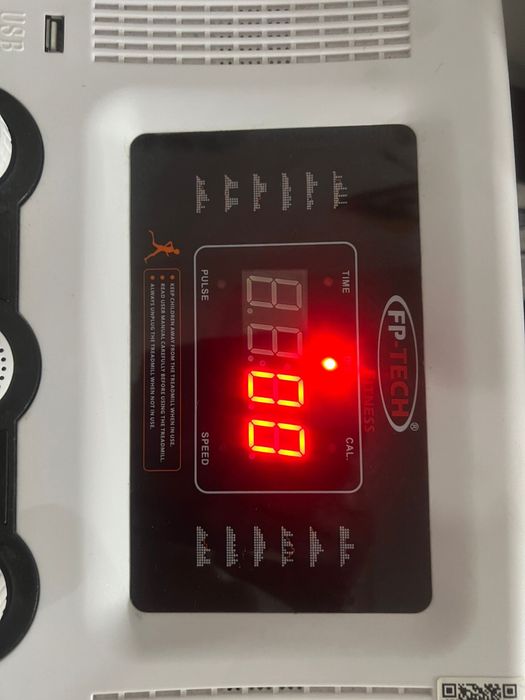 Bandă de alergat FP-TECH FITNESS