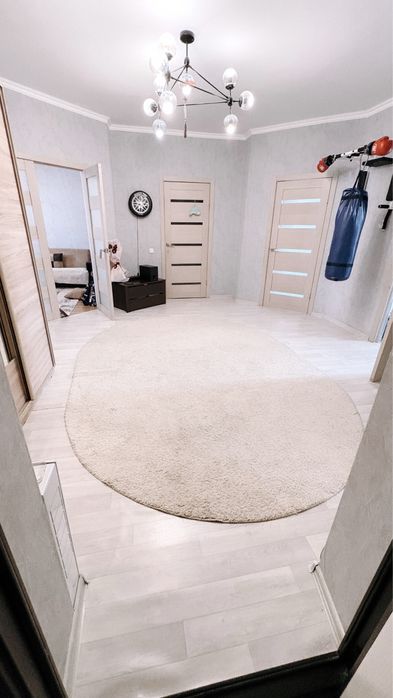 Продается 4 комнатная квартира