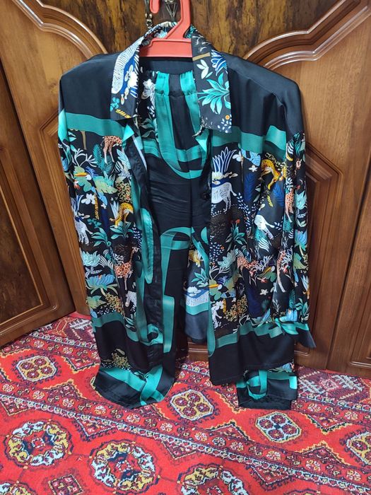 Аёллар учун шимли двойка