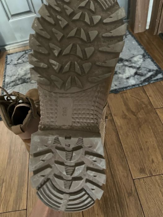 Срочно продаю Новые Берцы