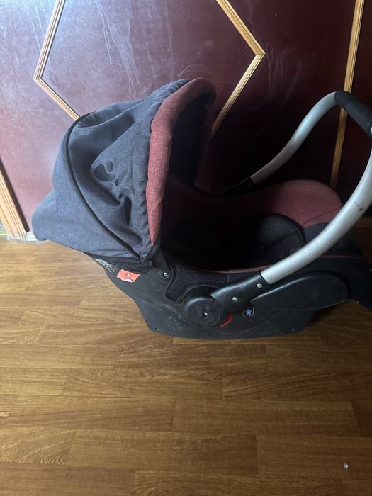 Продаеться автолюлька