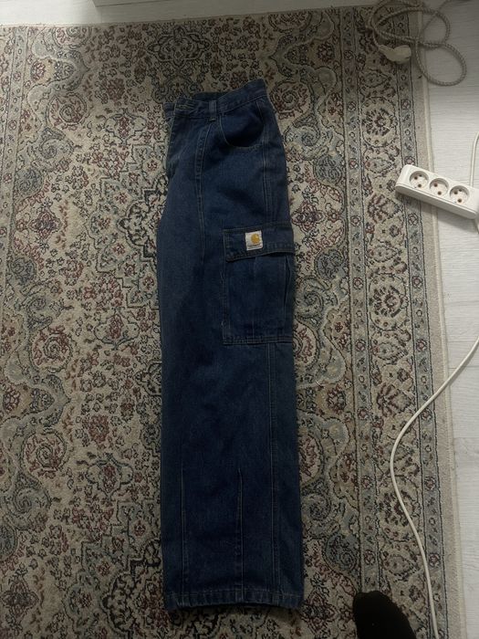 джинсы Carhartt.