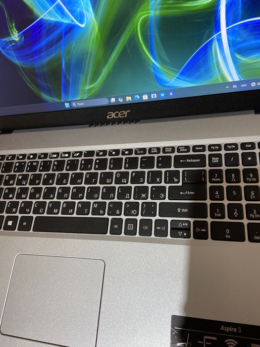 Acer 11 пок Core-i3 SSD новом сост