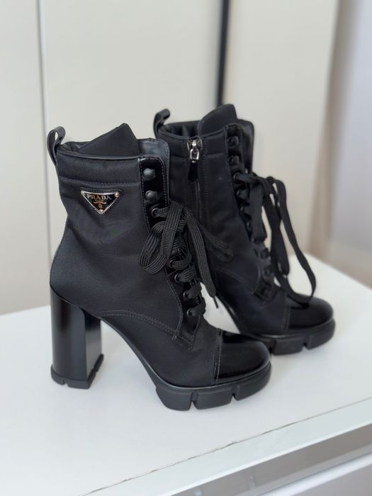 Полусапожки Prada