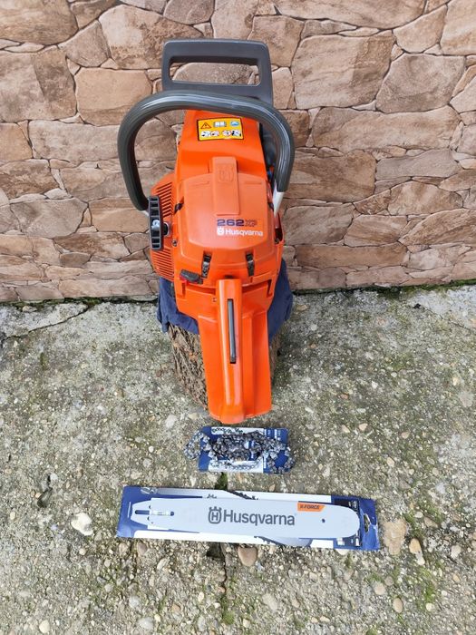 Vând husqvarna 262xp