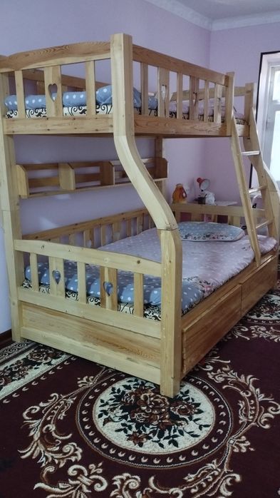 Детские двух этажный крават