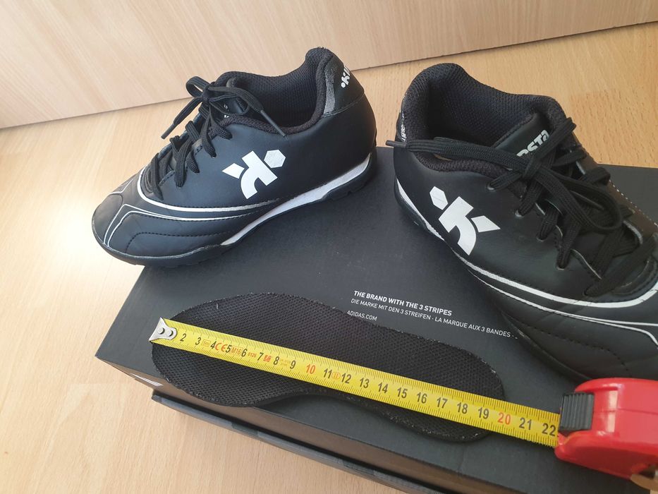 Ghete de fotbal Decathlon Kipsta Oxylane nr.30 talpic 20cm