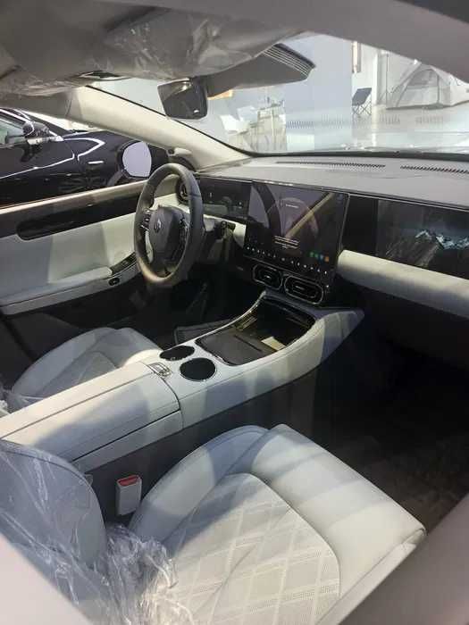 Leapmotor C01 Premium Hybrid 316 pod zakaz