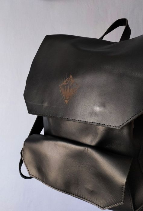 Продам коженный рюкзак