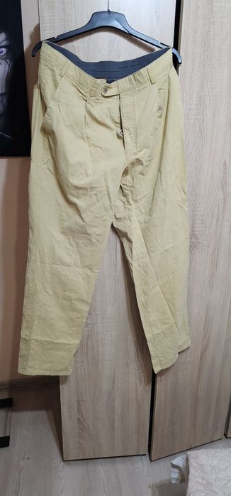 Мъжки панталон цвят горчица