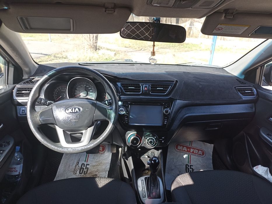 Автомобиль Киа Рио