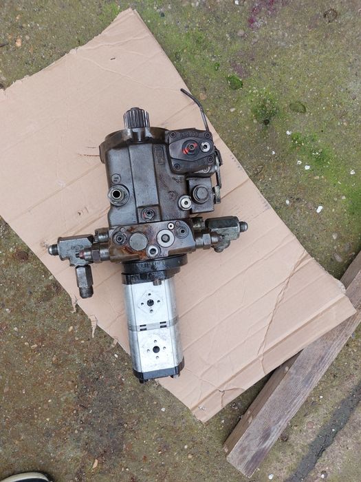 Grup pompă  marș ,echipamet ,directie, stivuitor Linde