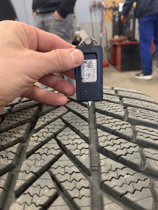 Зимни гуми Bridgestone Blizzak 6 - Спорт пакет 245/40 R19 и 275/35 R19