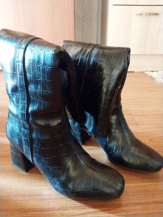 Женская зимняя обувь