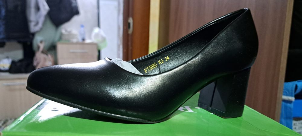 Продам почти новые туфли