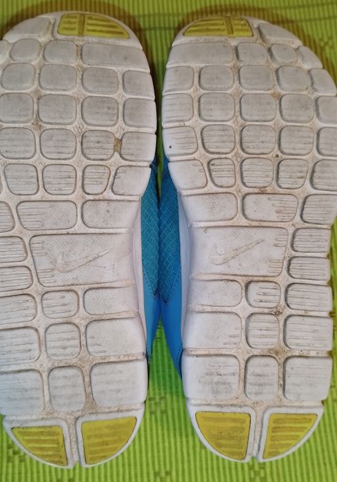 Детски маратонки NIKE