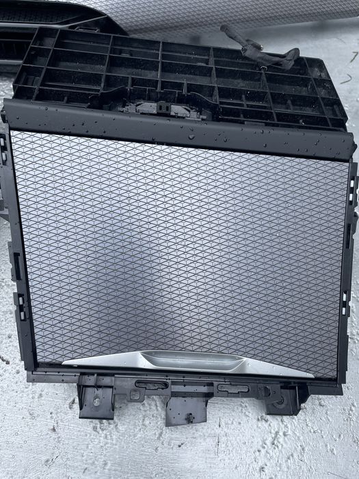 Интериорни лайстни БМВ Г20/ Г21 (laistni bmw g20/ g21)