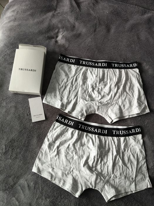 Trussardi set 2 boxeri barbatesti gri deschis cu banda neagra mărimea M noi originali