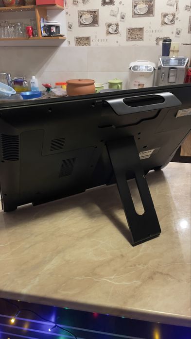 Desktop All-in -one, Adesk, 21,5, touchscreen