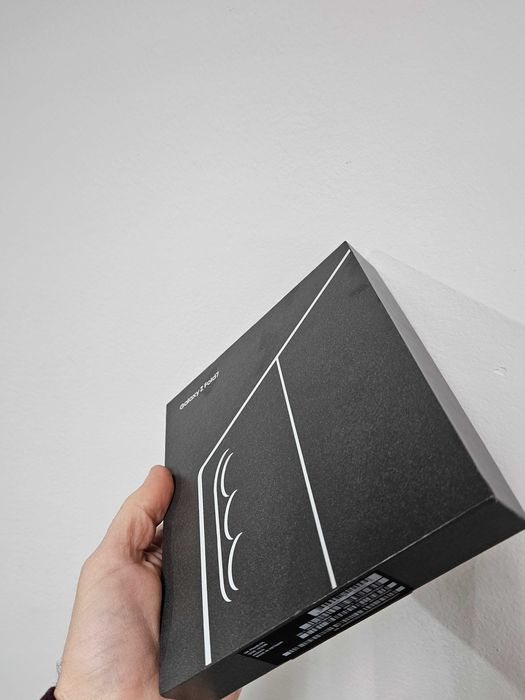 Samsung Galaxy Z fold 7, 512Gb, 12 Gb, nou la cutie schimb..